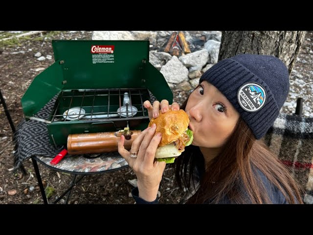 【Vintage Coleman Camping Stove】I Cooked Gourmet Bison Burges with a 60 years old stove! | ASMR