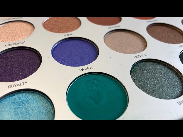 Grey & Turquoise eye makeup look #Jaclynhill #Hudabeauty #Mac