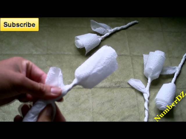 Como hacer una rosa con una servilleta de papel