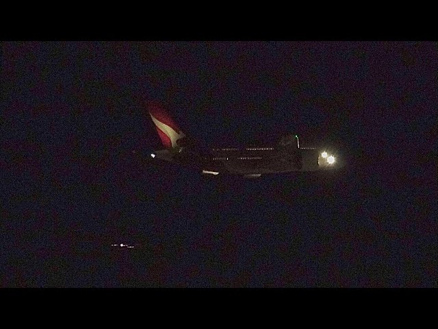 LATE NIGHT PLANESPOTTING FROM MY HOUSE! - Departures from London Heathrow Airport - 9th January 2024