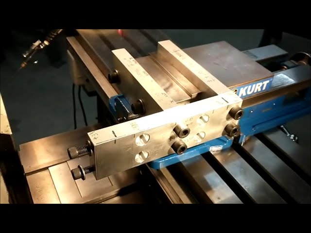 Machining End Features in Long Parts -- The Vertical Outrigger