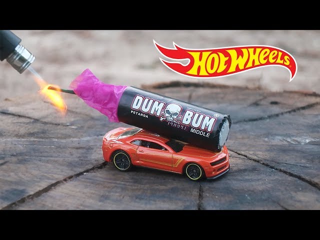 EXPERIMENT Hot Wheels vs Firecracker