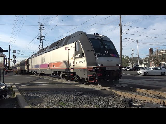 NJT ALP-45A #4557 leads Train 3361 from Red Bank 4/23/24
