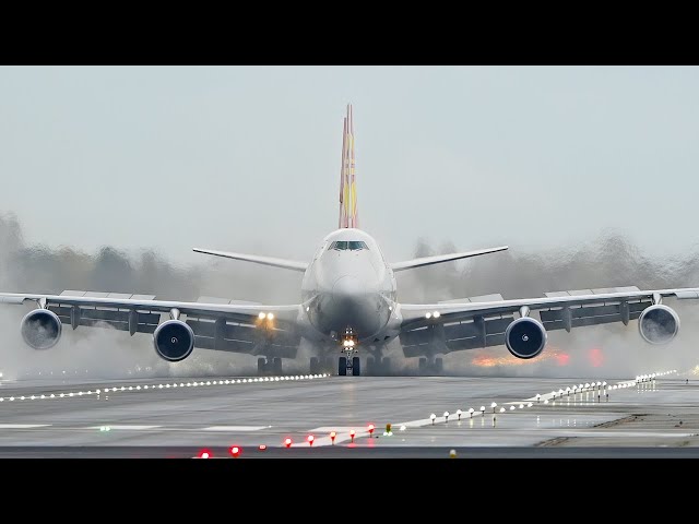 1 HOUR+ of Boeing 747 at Schiphol Airport - 66 Landings and Takeoffs by the Queen of the Skies