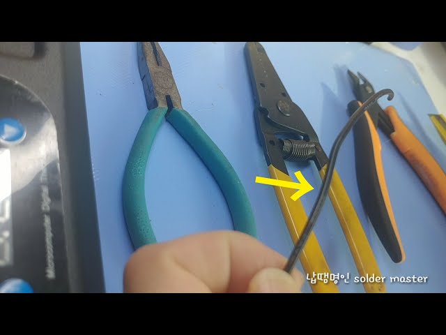 1.다양한 공구로 와이어 탈피하기ㅣHow to strip wires with various tools.