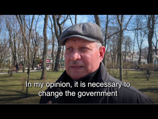 Should Ukraine hold elections during war? ーPeople's honest opinion