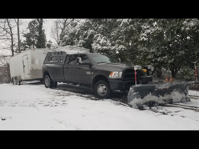 2017 RAM Cummins SNOW Plow!