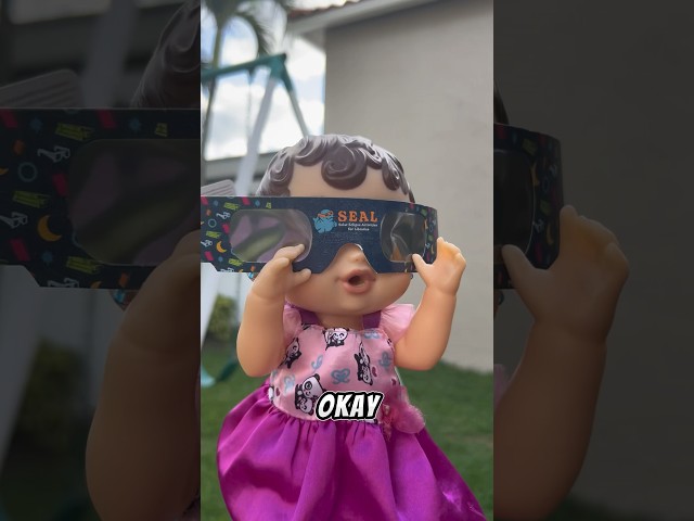 Baby Alive Zoe sees the Solar eclipse! 🌙 #babyalive #shorts #solareclipse