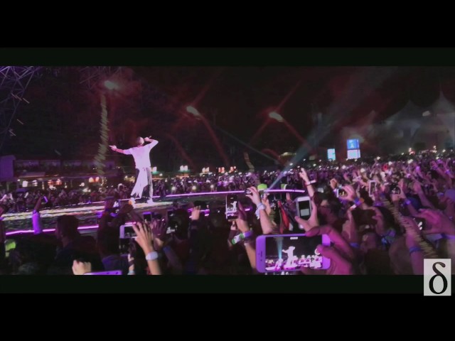 Coldplay's NYE16 Concert in 60 Seconds (Abu Dhabi, UAE)