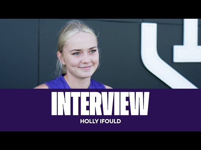 Have a look at Holly Ifould's first interview in Purple ⚓️