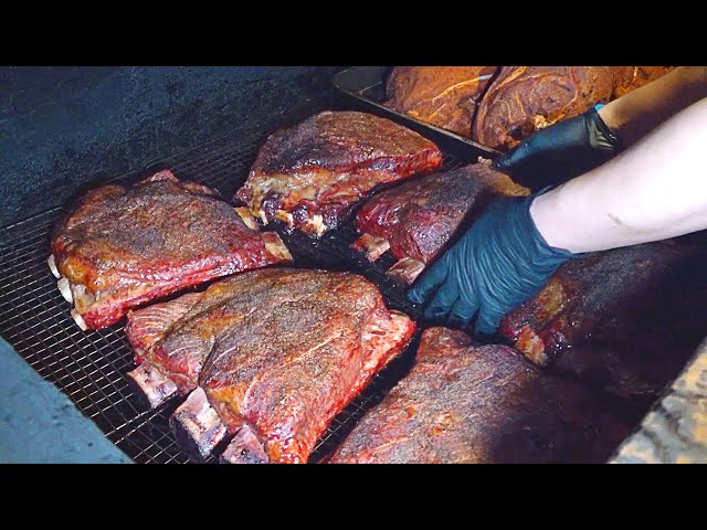 Amazing BBQ House! How to Cook Texas BBQ in Korea / American style BBQ - Korean street food