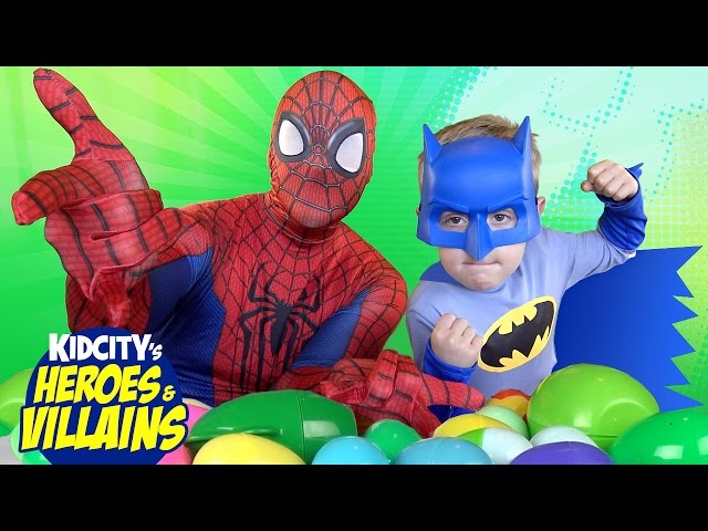 Heroes and Villains Superhero Surprise Egg: Batman vs Spider-man!