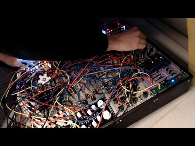///7 Minutes of Eurorack Modular Synth Techno Jam