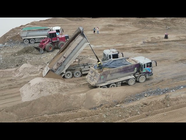 Smart Dumper truck and Bulldozer skillfully dumping and pushing sand |Machine Kh
