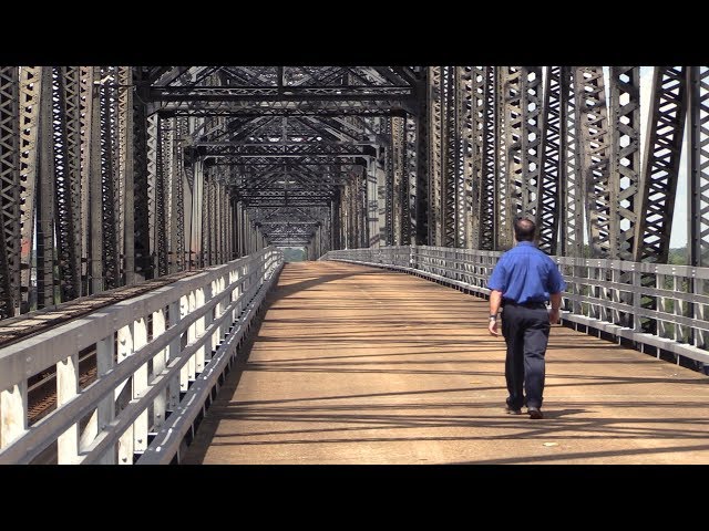 Perils For Pedestrians 267: Vicksburg Bridge