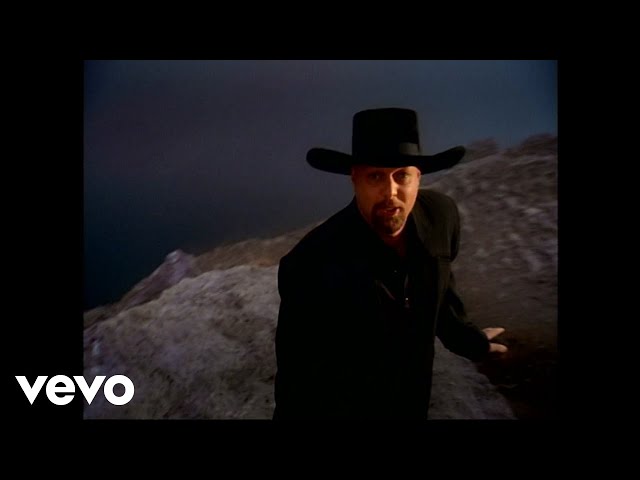 Montgomery Gentry - She Couldn't Change Me