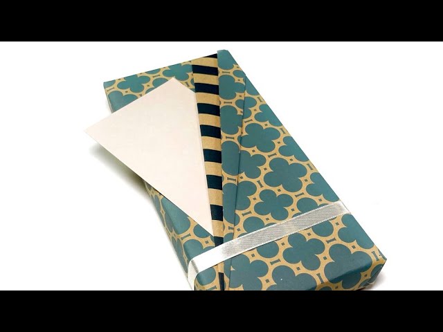 Angled Card Pocket Gift Wrapping (Reversible Paper) | Gift Wrapping Ideas