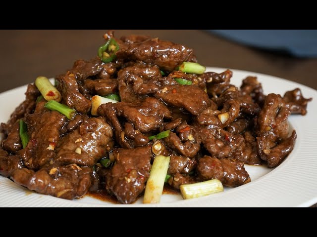 Mongolian Beef : the pieces of beef are tender and also very tasty