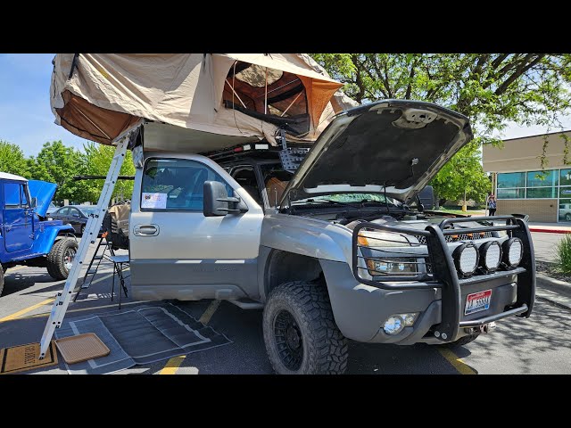 All Decked Out Overlanding Rig at it's Finest!