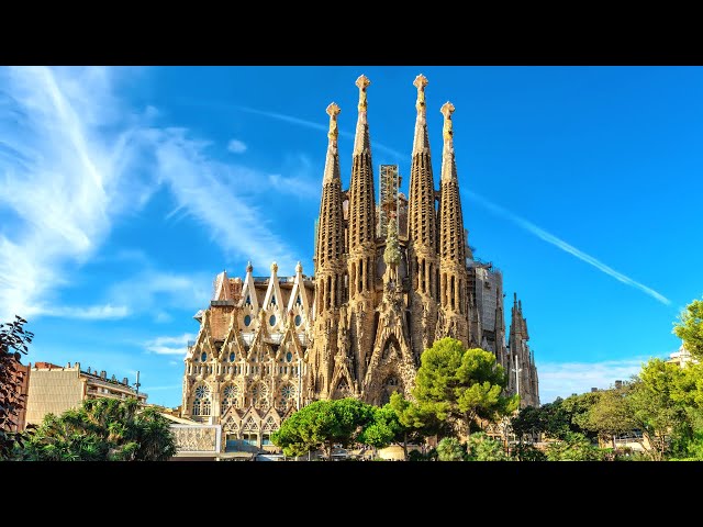[4K]🇪🇸 Barcelona, Spain: Basilica of the Sagrada Família,  Gaudi's glorious vision. Oct. 2022
