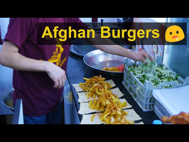 Afghanistan Street Food - Delicious Pakiza Burgers in Kabul 2019