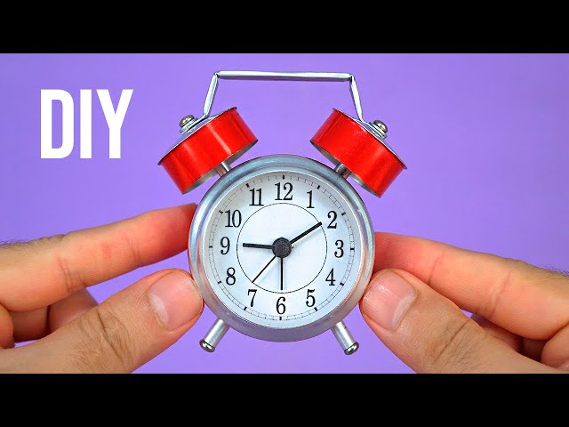 Make an Amazing Mini Alarm Clock recycling Soda Cans