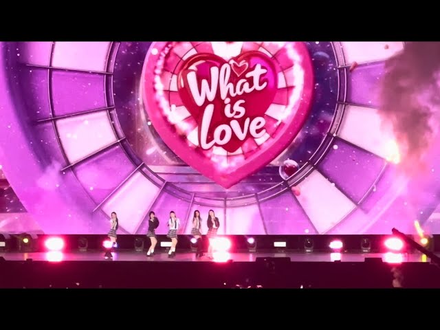 【ILLIT】KCON M COUNTDOWN TWICE’What is Love’パフォーマンス💖