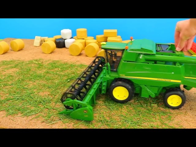 Rießen-Mähdrescher auf dem Feld, Strohballen verladen, Traktor Kollektion, Bruder Bagger Spielzeug