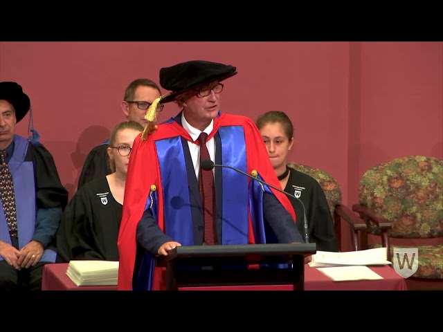 Bryan Brown accepts Honorary Doctorate from Western Sydney University