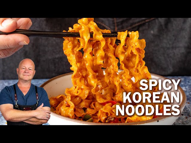 Gochujang Noodles (Spicy Korean Noodles)