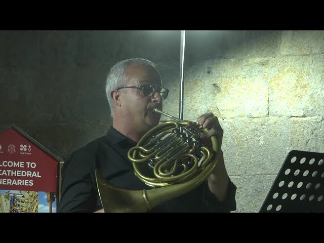 Air Poétique for Horn and band di Ted Huggens