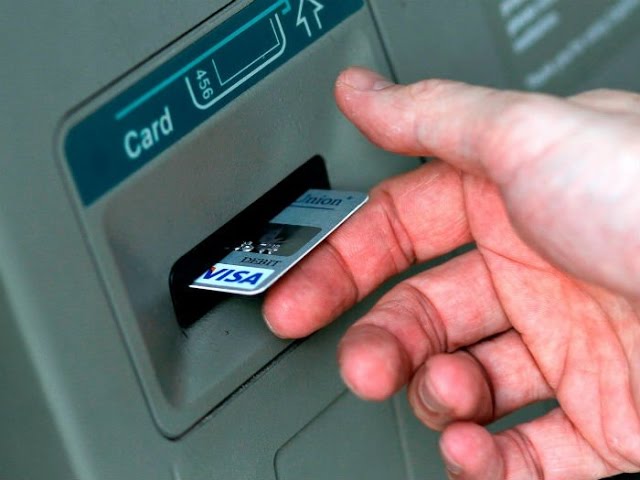 How to Withdraw Money from ATM Machine properly