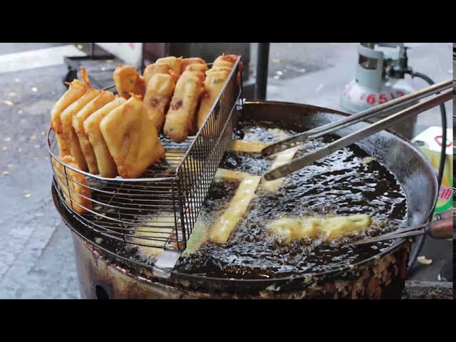 Chinese Tempura - Taiwanese Street Food / 炸蚵嗲 -  Oyster Fritters -1.3 USD - 4K