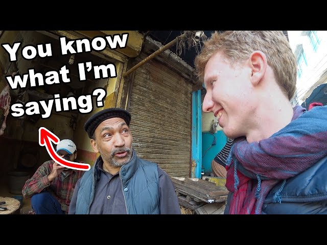 Surprising locals with Urdu on the streets of Pakistan 🇵🇰 پاکستان میں اردو بولنا