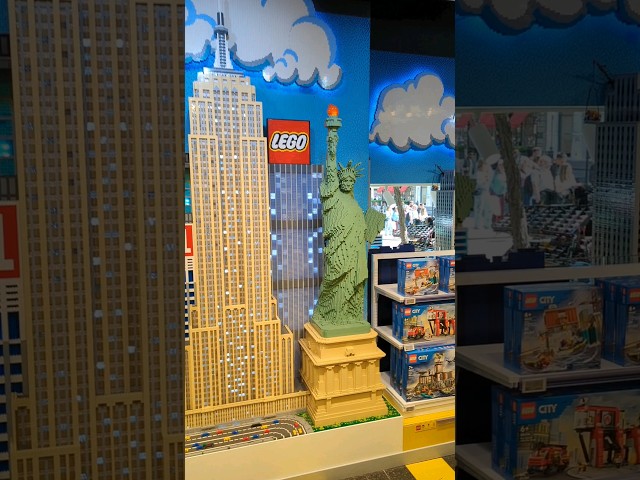 LEGO Store Fifth Avenue: Quick tour! #lego #nyc