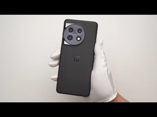 One Plus 11 unboxing