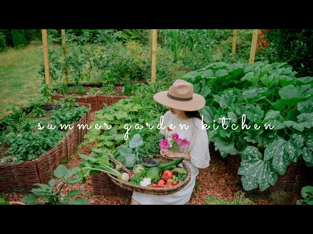 #75 Summer Kitchen: Cooking with What My Garden Gives Me | Countryside Life
