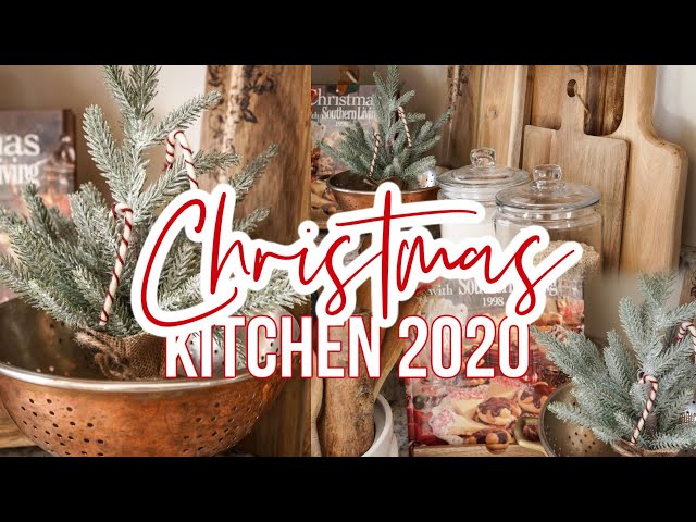DECORATING THE KITCHEN FOR CHRISTMAS 2020! | CHRISTMAS DECORATE WITH ME | VINTAGE FARMHOUSE KITCHEN