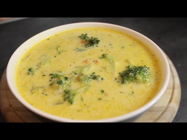 Broccoli soup recipe with cream cheese, broccoli cream soup simply cooked, quick and delicious
