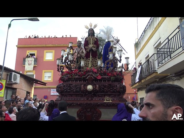 Salida del paso de misterio de Bellavista - Semana Santa Sevilla 2023