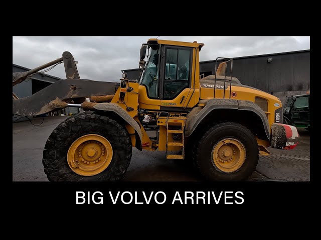 THE BIG VOLVO ARRIVES FOR A JOB - CAN I DRIVE IT