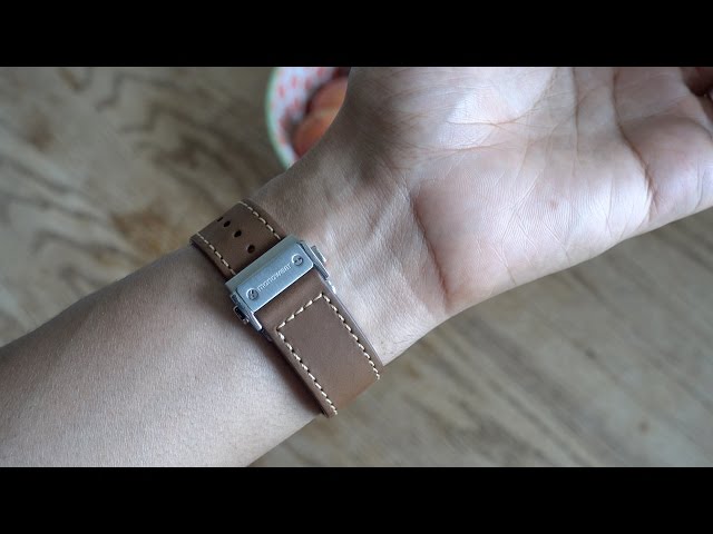 Hands-on Monowear Leather Deployant band for Apple Watch