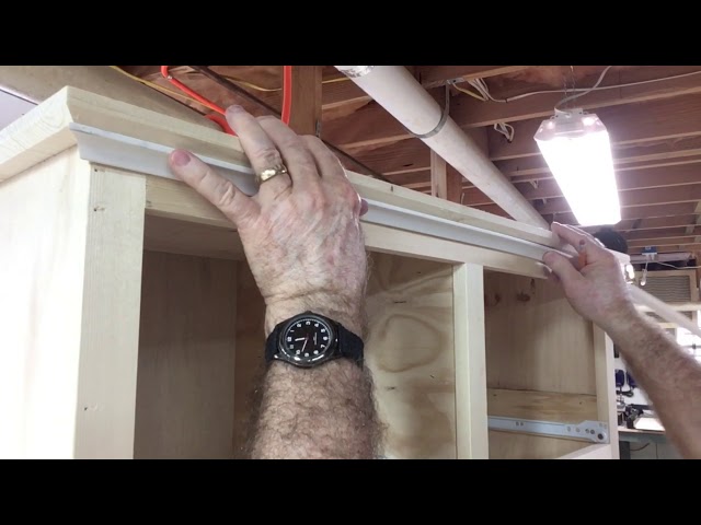 How to Cut  Cove Molding