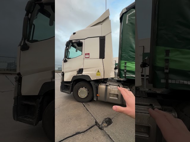 Crap Renault decided to die #trucking