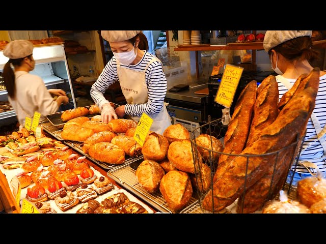 Lots of tempting bread in the store! A bakery in Kyoto that fascinates people