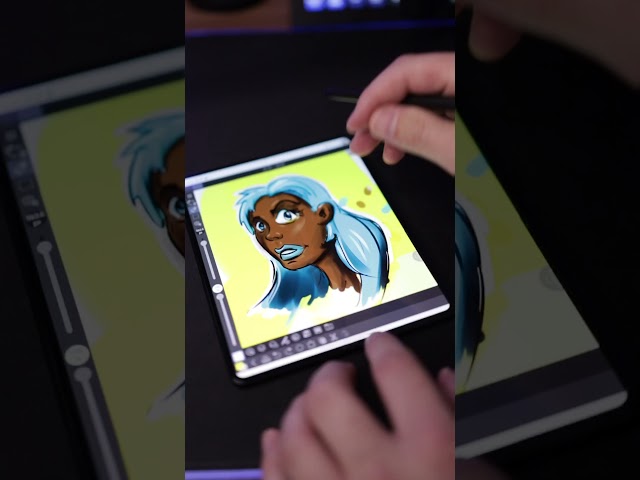 Drawing on the Samsung Galaxy ZFold 3