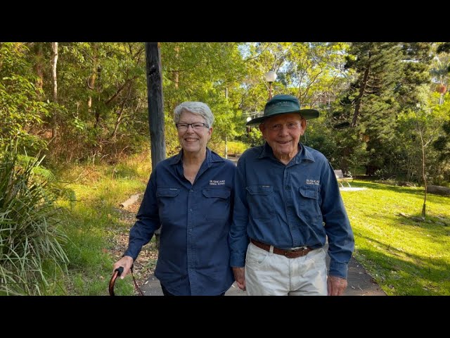Bushcare celebrates 30 years - Chris and Donald