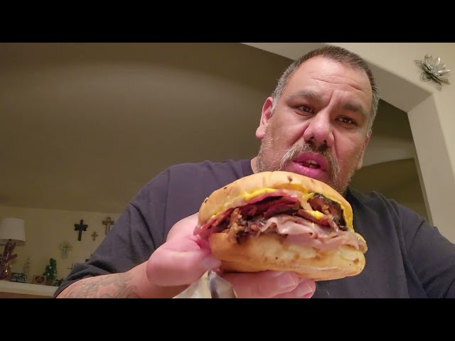 Big Robs food review - Arby's Brisket Bacon Beef N Cheddar sandwich