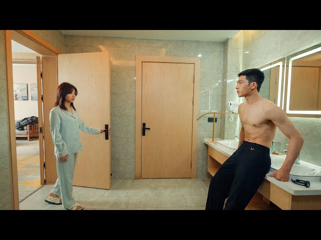 Cinderella opened the door, when she saw the CEO's 8-pack abs, she blushed instantly!