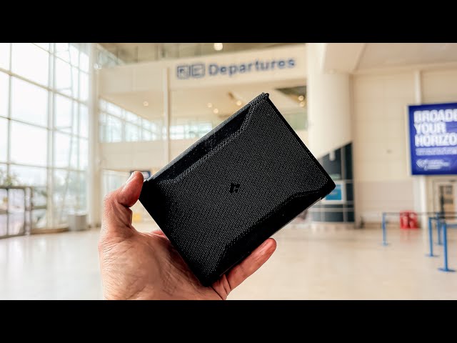 Spigen EDC Passport and Card Holder Review! *Travel Smarter